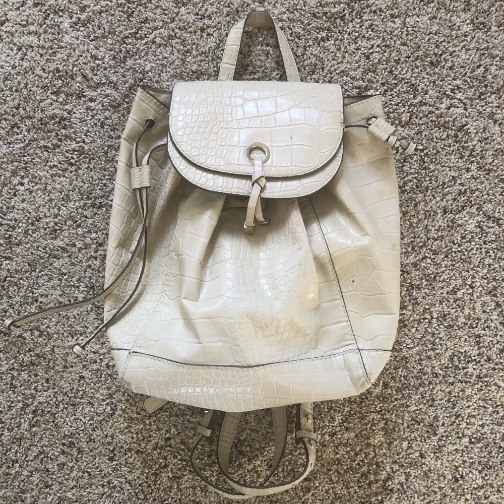 Zara Backpack 🎒